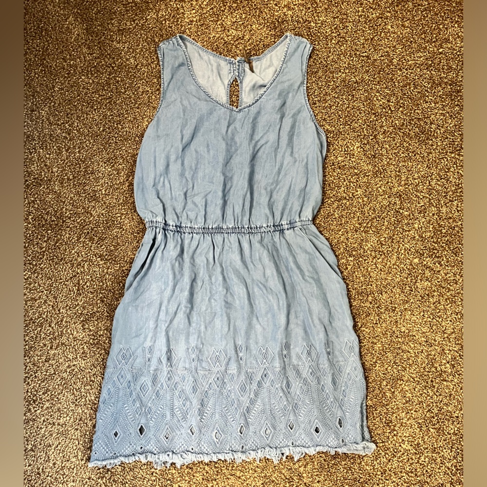 Short denim dress with keyhole back